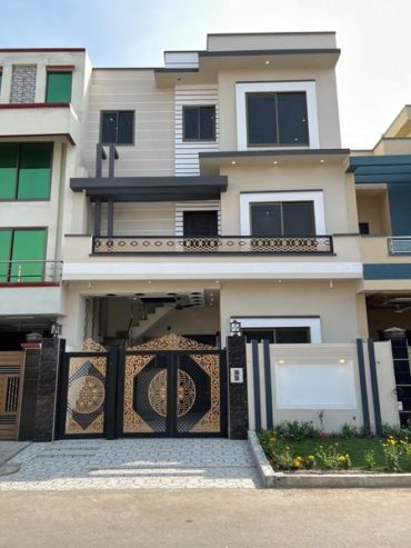 Nicely Built 5 Marla Brand New House for Sale, Citi Housing,Gujranwala. Phase