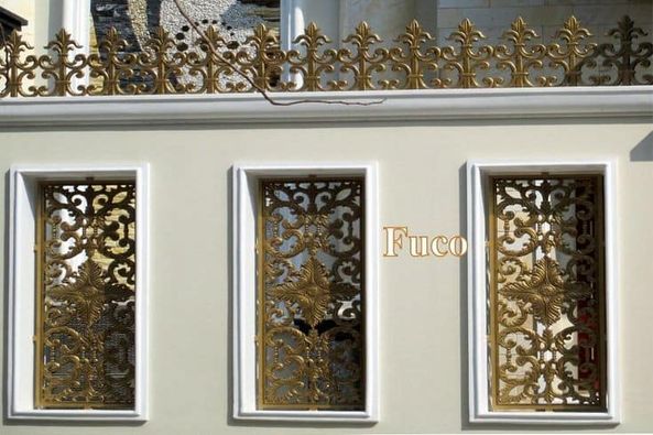 Royal classic boundry wall