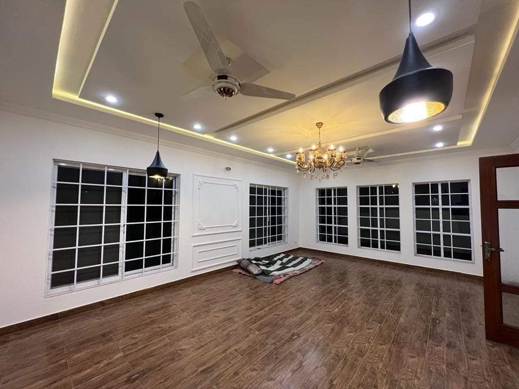 1 kanal Stunning Designer house DHA Phase 2 Islamabad for sale