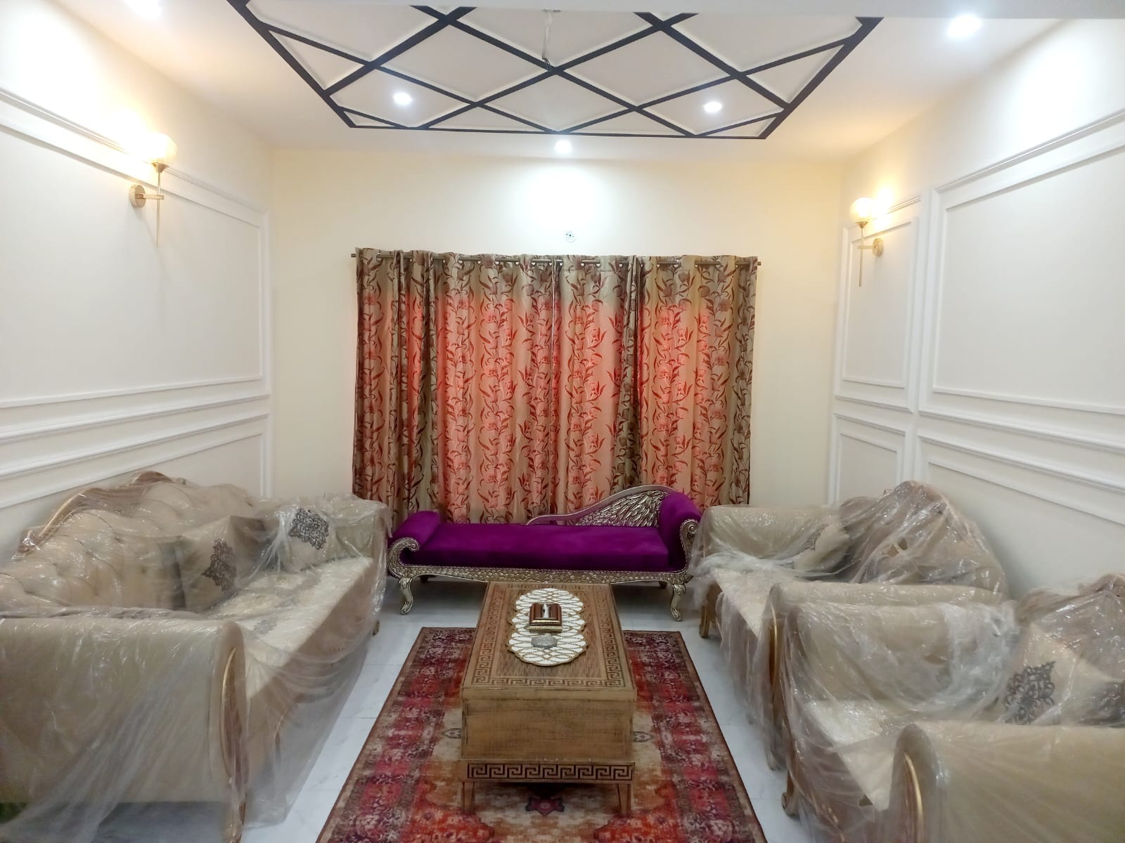 11.50 marla corner house sale