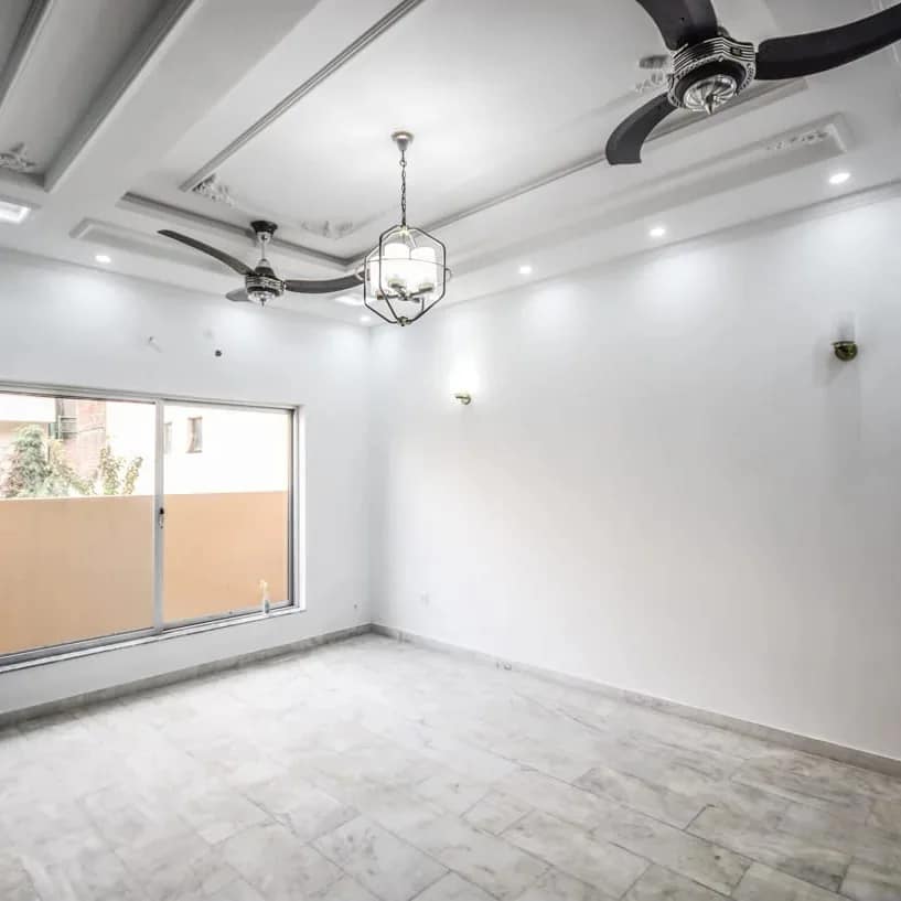 5 MArla Housr available for sale one of the best location