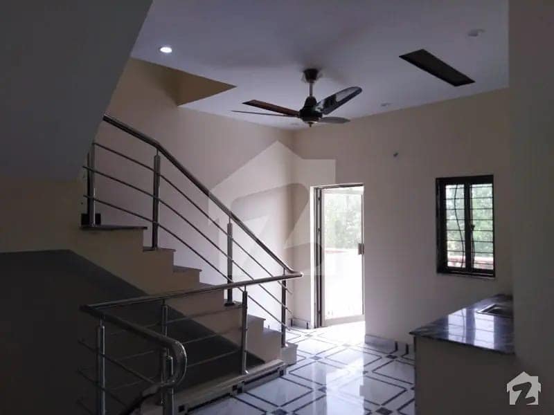 5 marla brand new house