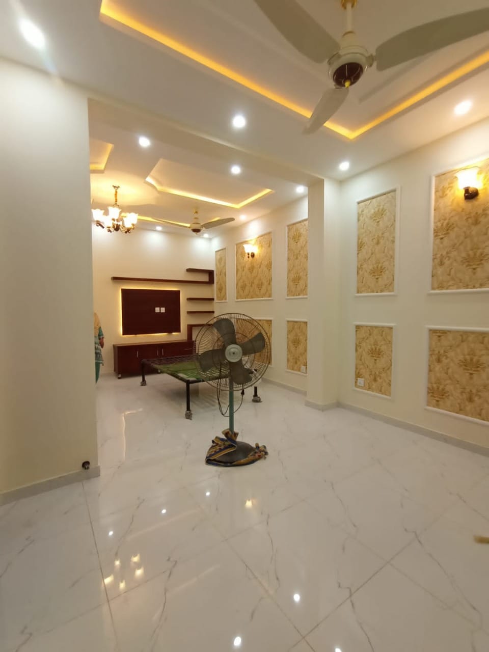 5 Marla Luxury  House for Sale dream garden defence rode