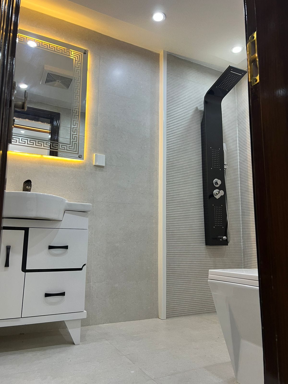 12 marla Corner brand new house in Bahria town Lahore  Tile floor