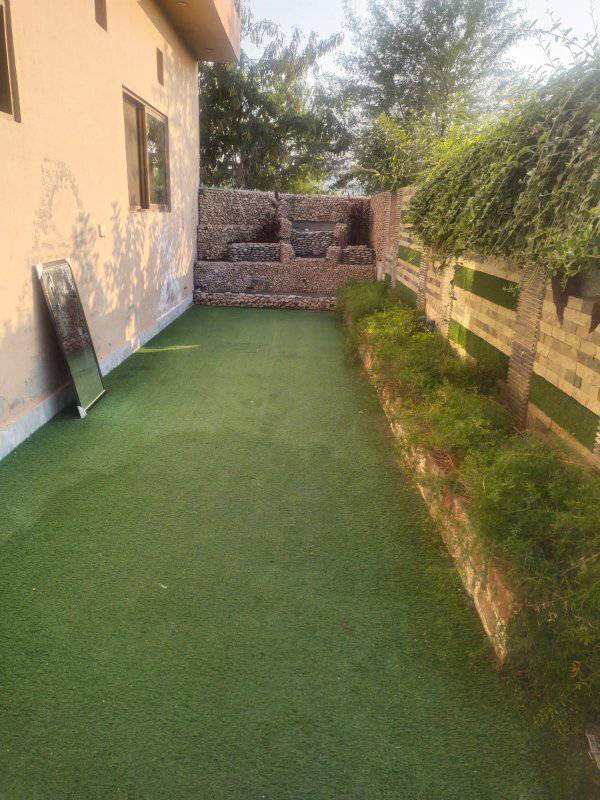 10 Marla Luxury House for sale B.Block Grand avenue Housing society near Balkis Hospital ferozpur Road Lahore