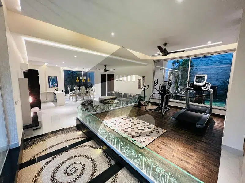 2 Kanal Luxurious Villa For Sale In Heart Of Dha phase 6 lahore