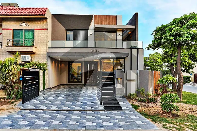 11 Marla Corner Fully Automated Modern Bungalow For Sale In DHA Phase 8 LAHORE