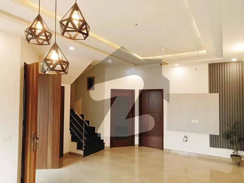 5 MARLA BRAND NEW HOUSE FOR SALE IN DHA phase 9 LAHORE