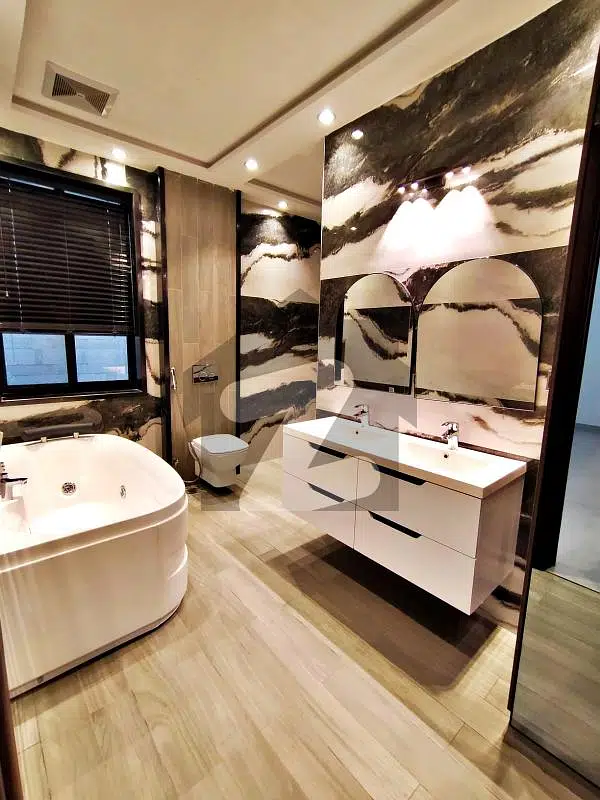 10 Marla fully basement Modern bungalow for sale in Phase 5