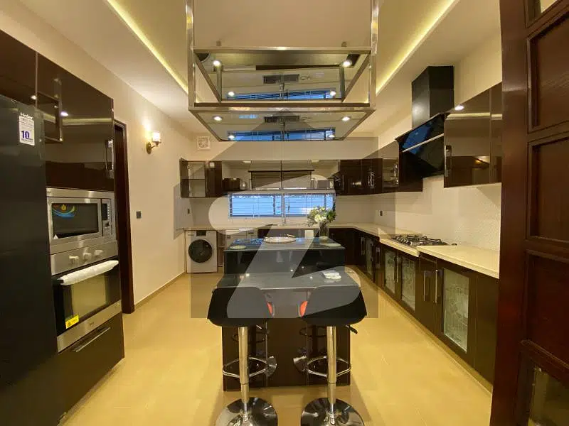 1 Kanal HOUSE FOR SALE IN DHA PHASE 6 LAHORE