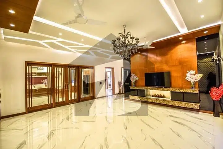 1 Kanal Ultra Modern Super Luxury Villa For Sale in dha phase 6 lahore