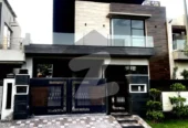 10 Marla near park elegant house for sale in DHA Phase 8