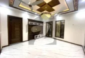 10 Marla near park elegant house for sale in DHA Phase 8