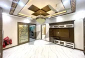 10 Marla near park elegant house for sale in DHA Phase 8