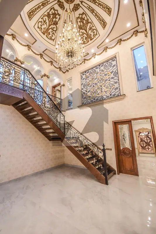 1 KANAL HOUSE FOR SALE DHA PHASE 6 LAHORE