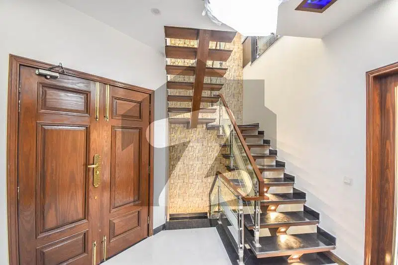 10 Marla Fully Modern Bungalow For Sale Dha 8