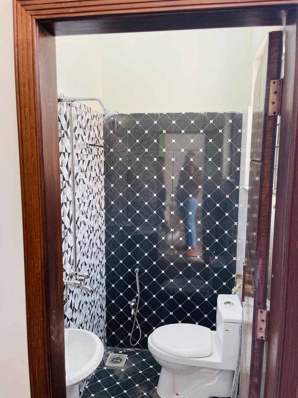 3 marla house sale for sale Bedian road lahore