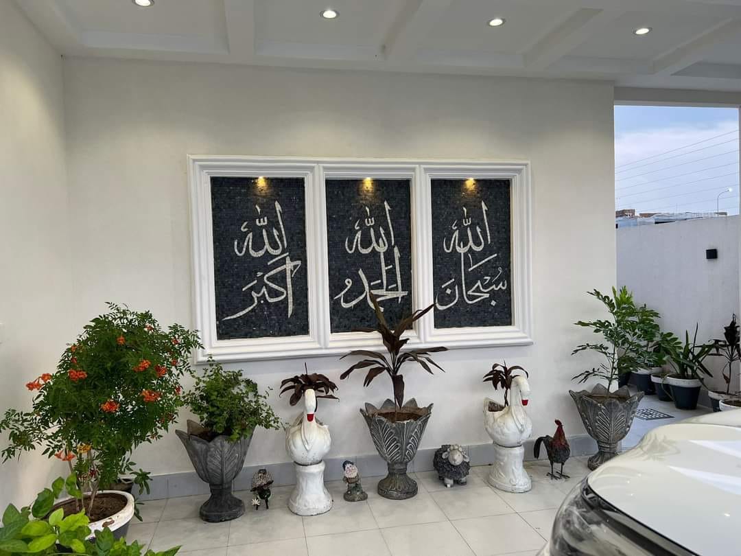 One Kanal Semi Furnished House Urgent for Sale DHA Lahore