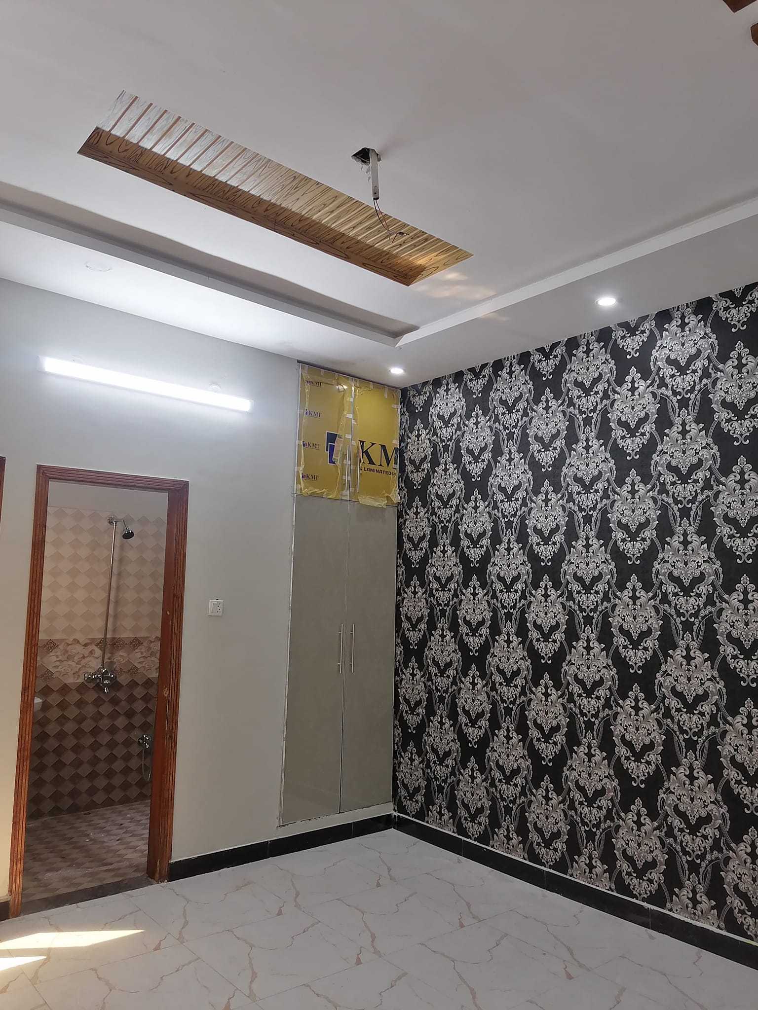 5 Marla Facing Park House For Sale in Al Rehman Garden phase 4 Canal Road, Lahore