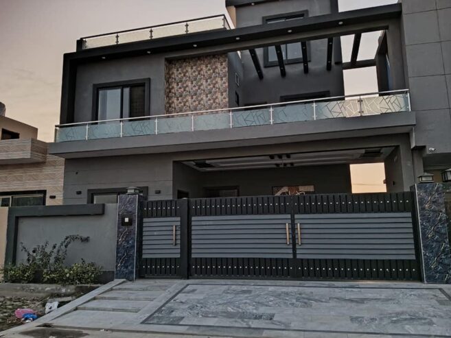 9 Marla Brand New House for Sale in IEP Town sector A lahore