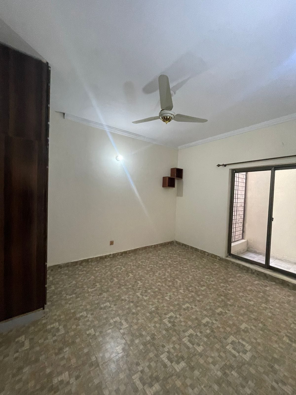5 Marla apartment for sale in khayaban e amin lahore