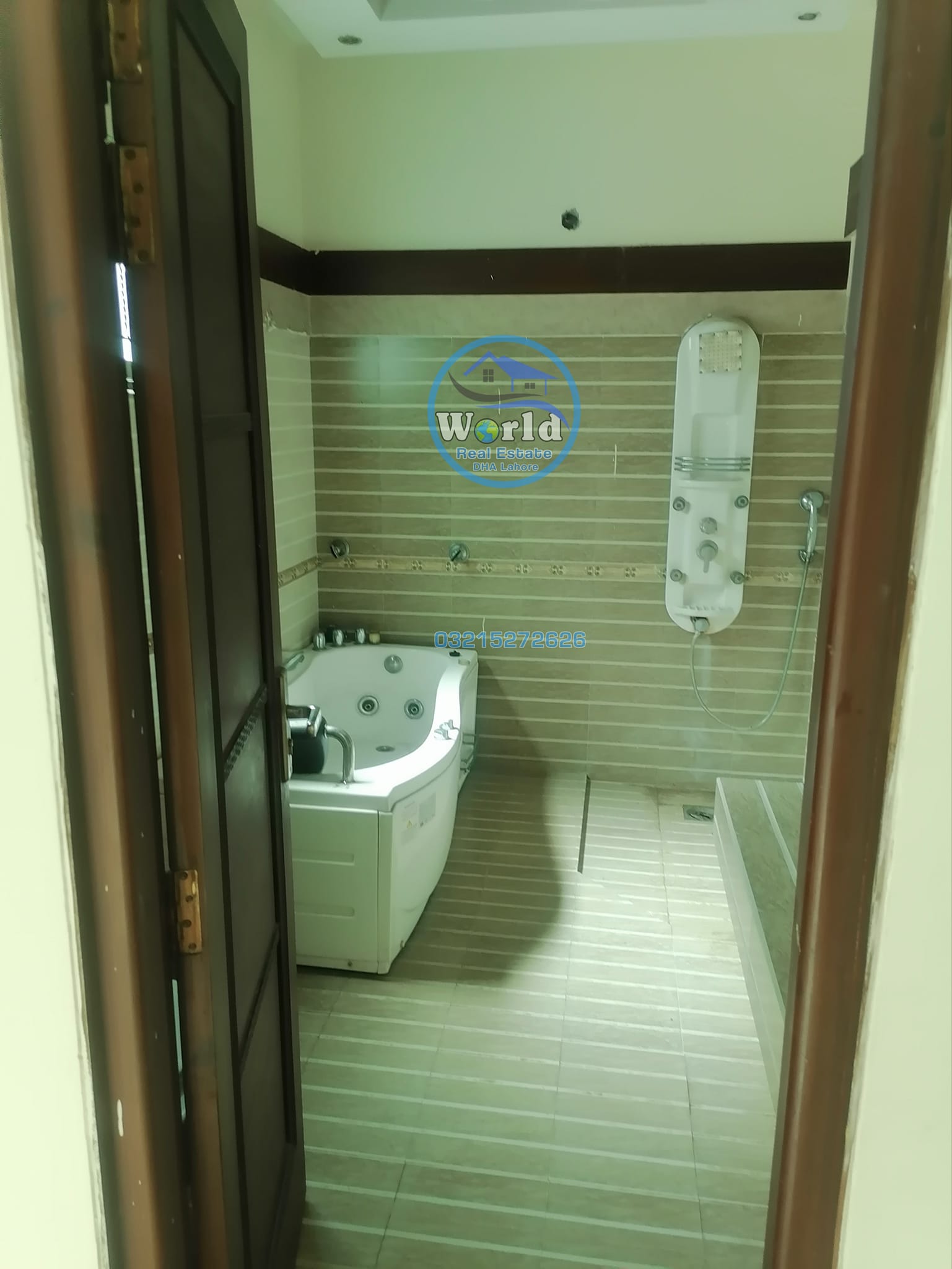 10-Marla Old House for Sale Phase-4 DHA Lahore